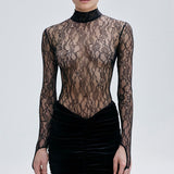 SUANNI IN MIDNIGHT SKY