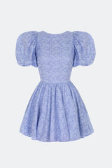 Flora in Lavender Milk