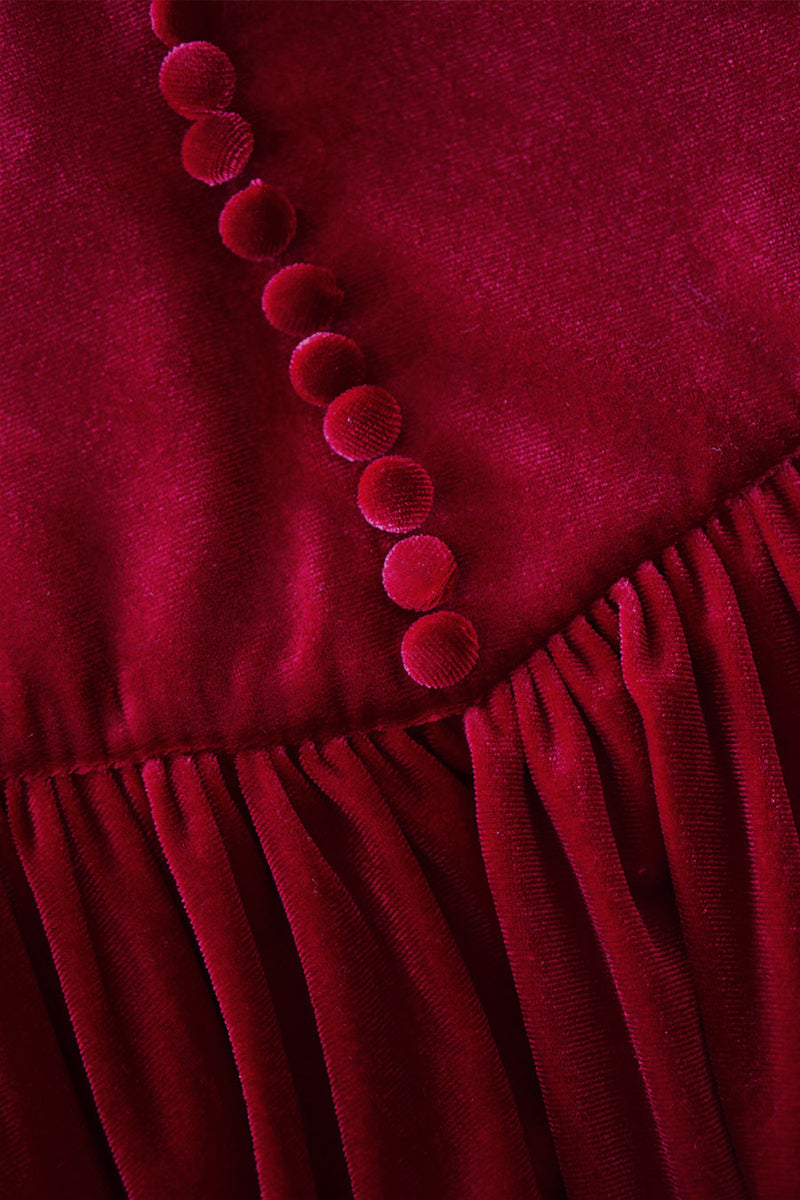 Nico in Rouge Pigalle
